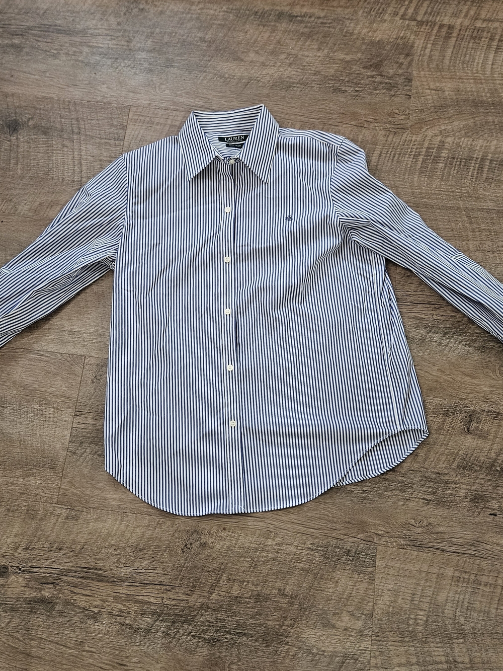 Lauren Ralph Lauren Women's Non-Iron Blue/White Striped Dress Shirt Medium